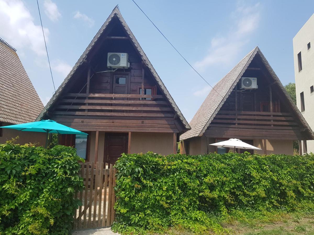 Casutele Intim Βίλα Costinești Εξωτερικό φωτογραφία