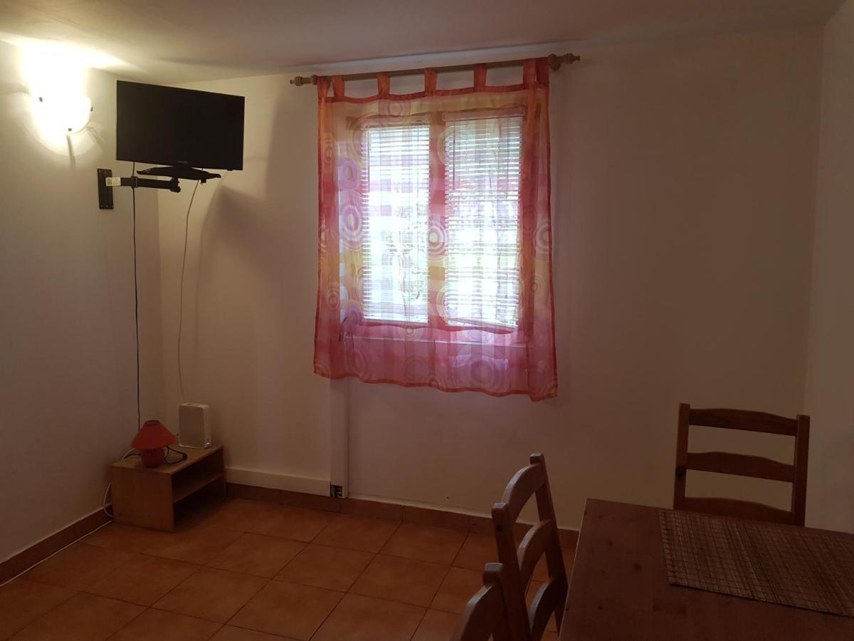 Casutele Intim Βίλα Costinești Εξωτερικό φωτογραφία